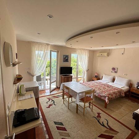Villa Alla Bed And Breakfast Herceg Novi Dış mekan fotoğraf