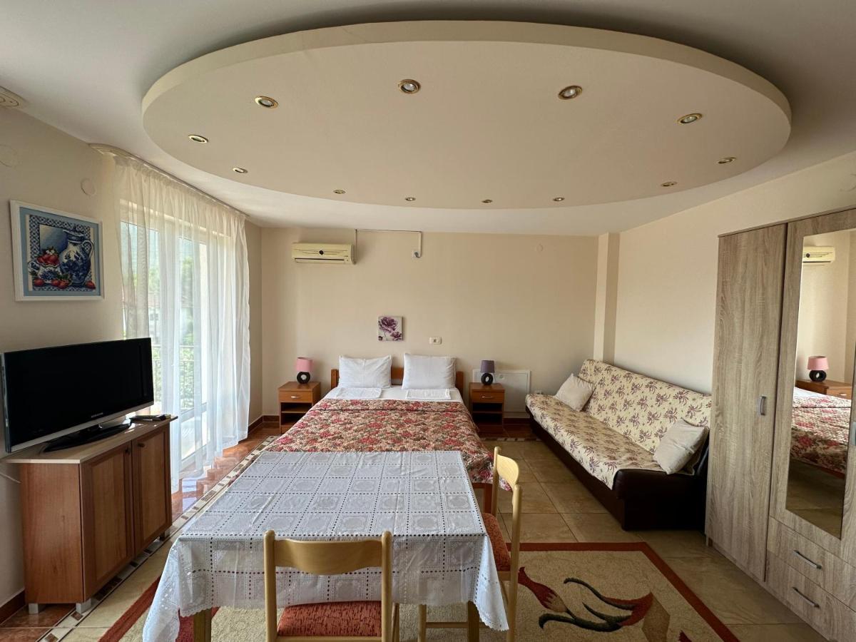 Villa Alla Bed And Breakfast Herceg Novi Dış mekan fotoğraf