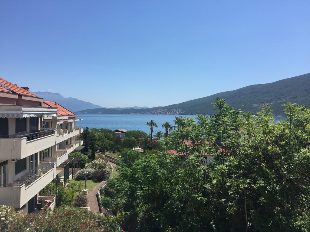 Villa Alla Bed And Breakfast Herceg Novi Dış mekan fotoğraf