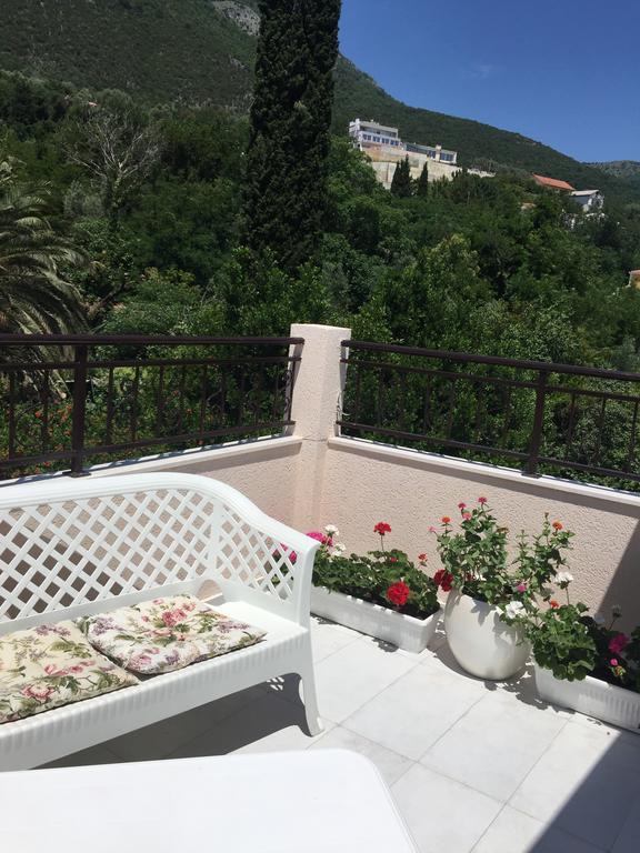 Villa Alla Bed And Breakfast Herceg Novi Dış mekan fotoğraf