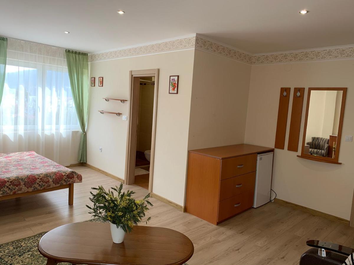 Villa Alla Bed And Breakfast Herceg Novi Dış mekan fotoğraf